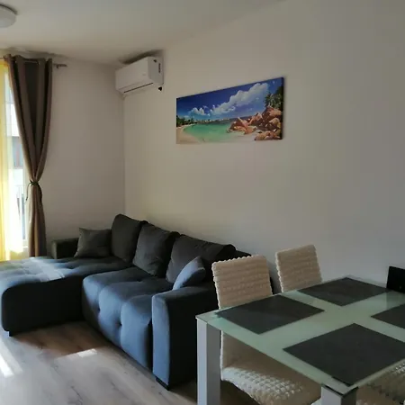 Star - звезден плаж